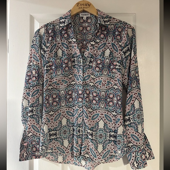 Express Multicolor Patterned Women's Top - Picture 1 of 2